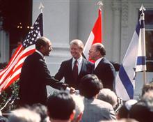 Il y a 30 ans furent signés les accords de Camp David entre el-Sadate et Bégin sous l'égide de Carter. 